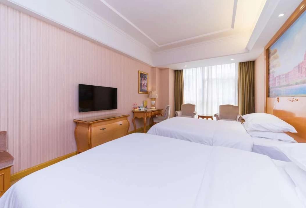 Vienna Hotel Shenzhen Baoneng City Plaza エクステリア 写真