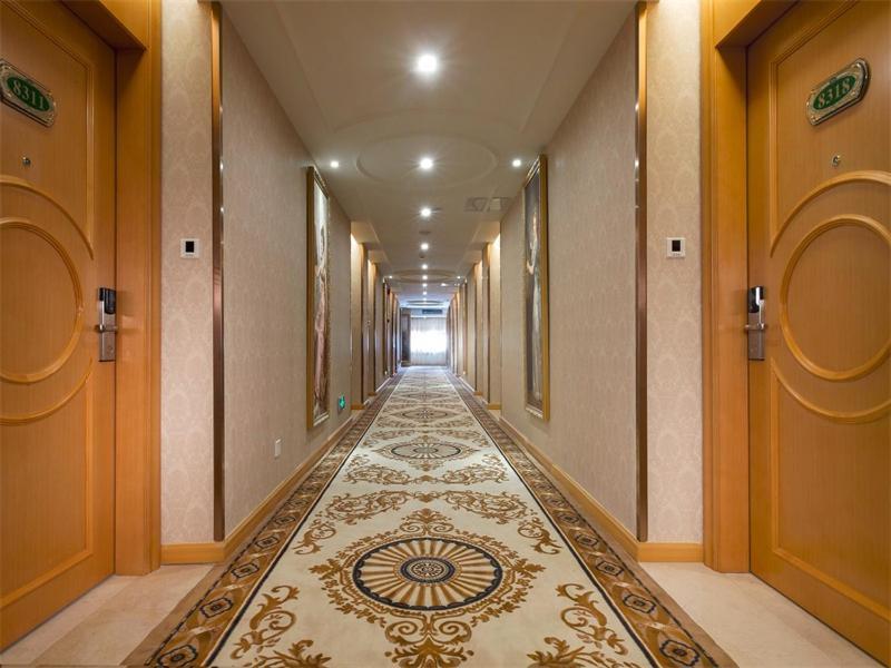 Vienna Hotel Shenzhen Baoneng City Plaza エクステリア 写真